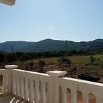 فندق مبيت وإفطار Gio Horses 3*
