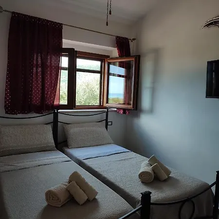 Gio Horses Bed & Breakfast